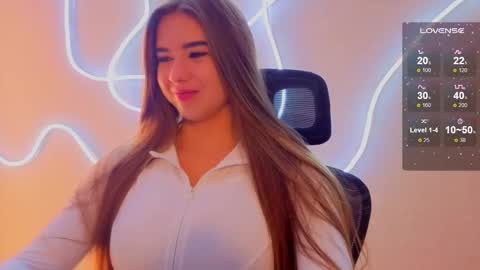 Snapshot of evapuff chatting on 11-18-25, 10:09 evapuff online show from 11-18-25, 10:09