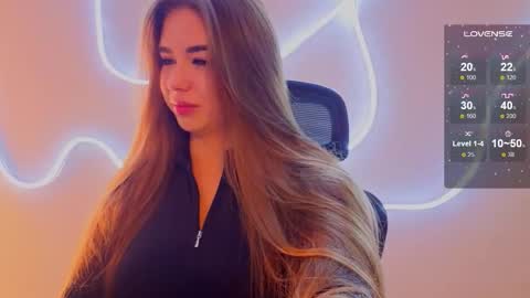 Snapshot of evapuff chatting on 11-23-25, 10:15 evapuff online show from 11-23-25, 10:15