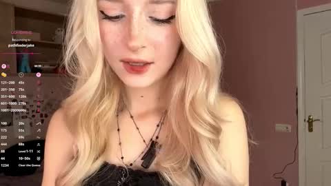 Eva online show from 11-14-25, 07:07