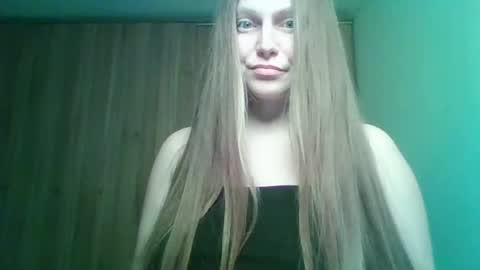 Snapshot of evasapples2026 chatting on 02-12-26, 10:27 evasapples2026 online show from 02-12-26, 10:27