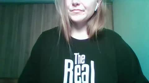 Snapshot of evasapples2026 chatting on 02-25-26, 07:12 evasapples2026 online show from 02-25-26, 07:12