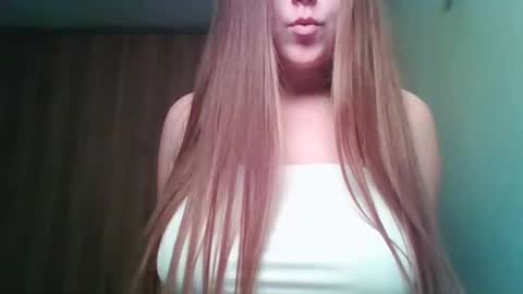 Snapshot of evasapples2026 chatting on 03-01-26, 06:54 evasapples2026 online show from 03-01-26, 06:54