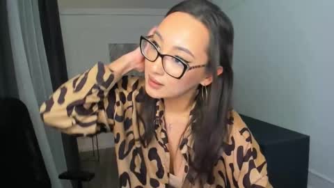 evasarazardje online show from 03-08-26, 08:01