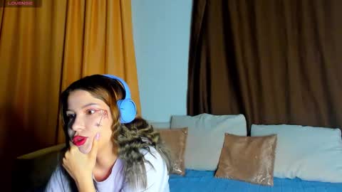 Eva online show from 11-01-25, 01:07