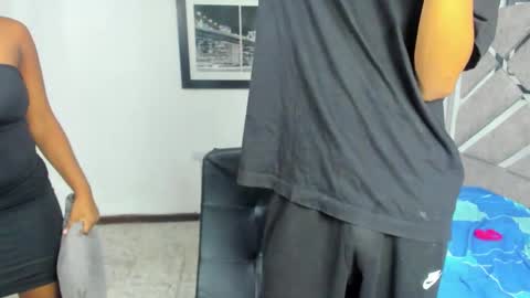 Snapshot of evaxemma chatting on 10-11-25, 01:31 Eva And Emmanuel online show from 10-11-25, 01:31