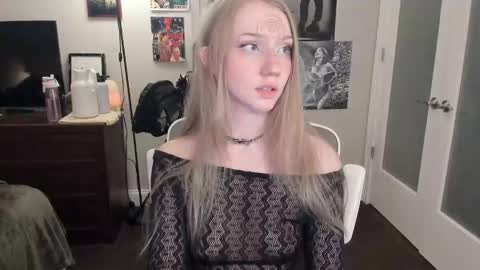 Snapshot of eve003300 chatting on 01-24-25, 11:12 Goddess Eve online show from 01-24-25, 11:12