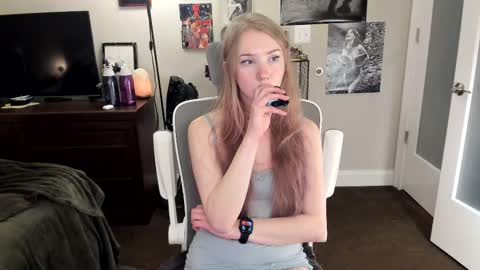 Snapshot of eve003300 chatting on 02-26-25, 11:15 Goddess Eve online show from 02-26-25, 11:15