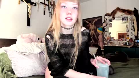 Goddess Eve online show from 12-23-25, 12:19