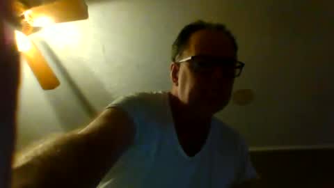Snapshot of eve1luvsray chatting on 09-27-25, 01:21 eve1luvsray online show from 09-27-25, 01:21