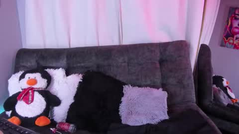 Eva Queen online show from 11-30-25, 12:58