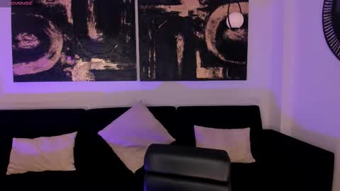 Eve  online show from 09-15-25, 06:52