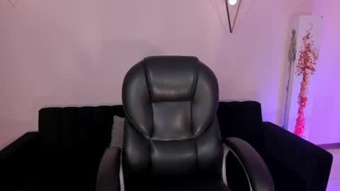 Eve  online show from 09-16-25, 02:07