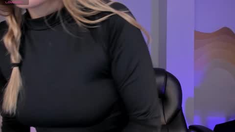 Eve  online show from 10-18-25, 12:39