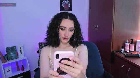 Snapshot of evee_uwu chatting on 01-30-25, 07:48 Eve Jane  online show from 01-30-25, 07:48