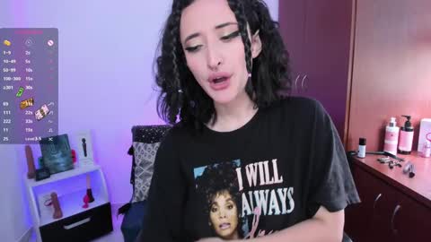 Snapshot of evee_uwu chatting on 02-03-25, 03:17 Eve Jane  online show from 02-03-25, 03:17