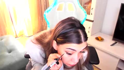 eveeevian online show from 02-19-25, 11:38