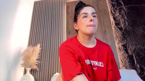 E V E L I N online show from 11-11-25, 02:22