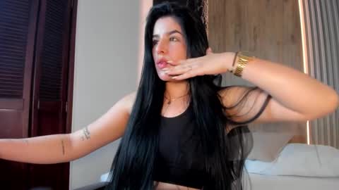 E V E L I N online show from 02-03-26, 02:10