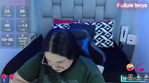 Snapshot of evelin_zaens chatting on 09-10-25, 03:50 evelin zaens online show from 09-10-25, 03:50