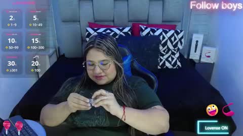 Snapshot of evelin_zaens chatting on 10-07-25, 05:26 evelin zaens online show from 10-07-25, 05:26