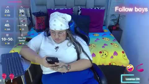 Snapshot of evelin_zaens chatting on 10-26-25, 04:46 evelin zaens online show from 10-26-25, 04:46