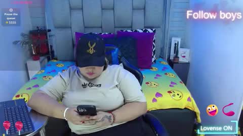 Snapshot of evelin_zaens chatting on 11-02-25, 01:13 evelin zaens online show from 11-02-25, 01:13