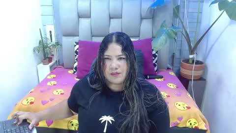 evelin zaens online show from 04-23-26, 03:41