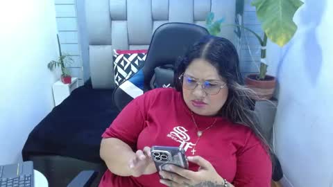 evelin zaens online show from 05-09-26, 03:56