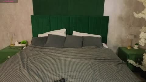 Evelina online show from 04-11-26, 01:10