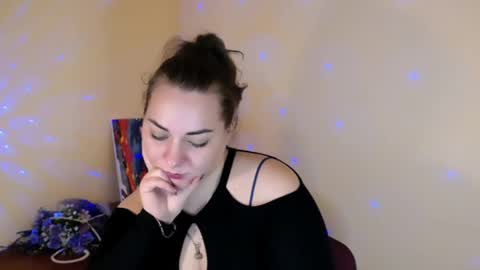 Lydia online show from 02-14-25, 03:47