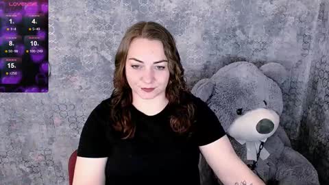 Lydia online show from 12-16-25, 01:16