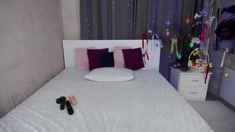 Evelin online show from 04-16-26, 05:30