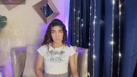 evelyn__rose1 online show from 04-27-26, 03:59