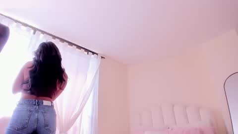 Eve online show from 10-16-25, 05:58