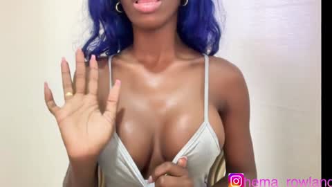 Snapshot of evelyn_jhonson3 chatting on 12-22-24, 03:11 E V E L Y N online show from 12-22-24, 03:11