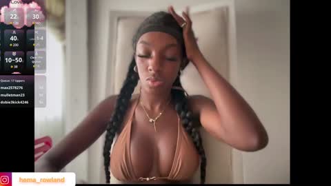 Snapshot of evelyn_jhonson3 chatting on 01-27-25, 08:39 E V E L Y N online show from 01-27-25, 08:39