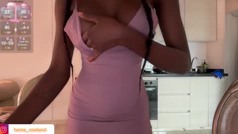 Snapshot of evelyn_jhonson3 chatting on 01-30-25, 12:48 E V E L Y N online show from 01-30-25, 12:48