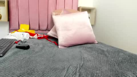 Snapshot of evelyn_morgan1 chatting on 01-18-25, 05:31 evelyn_morgan1 online show from 01-18-25, 05:31