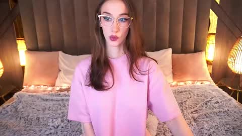 evelyn rush1 online show from 02-24-25, 03:23