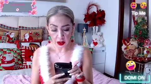 EvelynaGrey online show from 12-19-25, 08:27