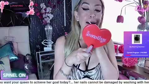 EvelynaGrey online show from 04-30-26, 07:53