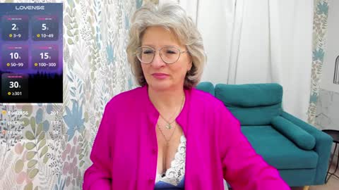 Evelyn online show from 12-19-24, 09:29