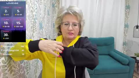 Evelyn online show from 03-11-25, 09:02