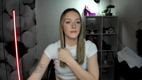 evelynblond online show from 01-15-26, 02:32