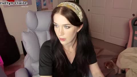 Evelyn Claire online show from 05-01-26, 05:01