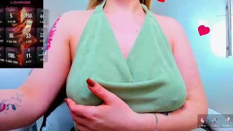 evelyne_rose online show from 03-04-25, 12:22