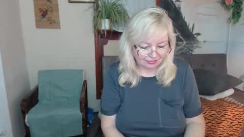 BarbaraBlondy online show from 11-08-25, 11:25