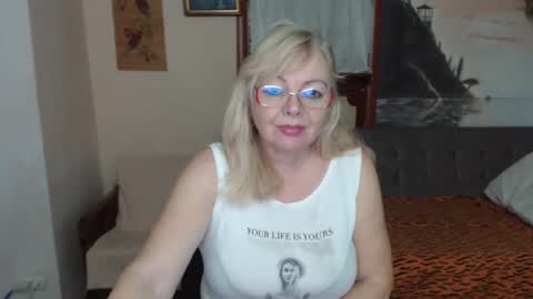 BarbaraBlondy online show from 11-29-25, 10:13