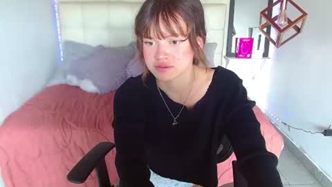 evelynn_fox_ online show from 06-30-26, 06:31