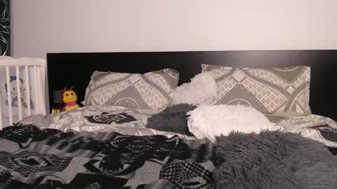 Evelyne online show from 12-01-24, 09:37